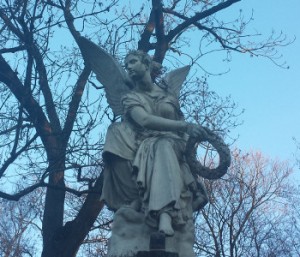 Engel Statue im fürther Stadtpark